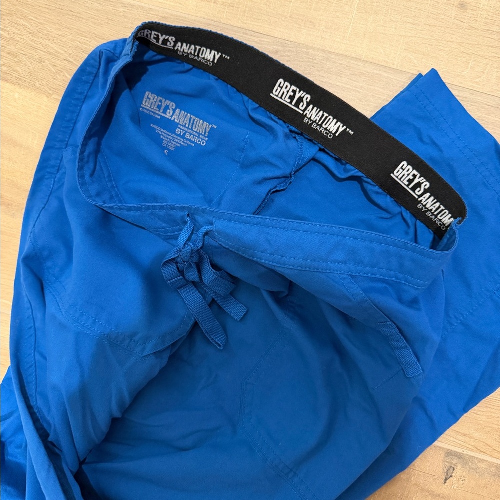 Grey's Anatomy Women's Vibrant Blue Pants